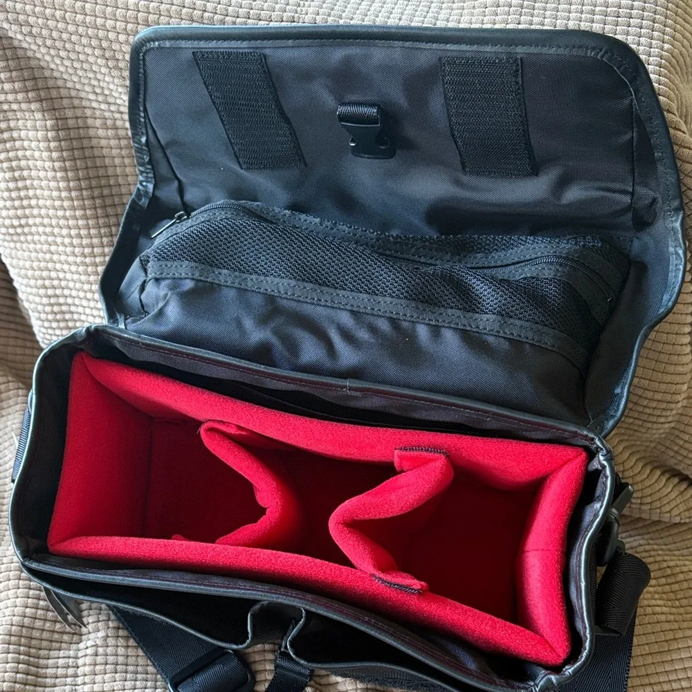 Artisan & Artist Waterproof Camera Bag WCAM-7500 Made in Japan